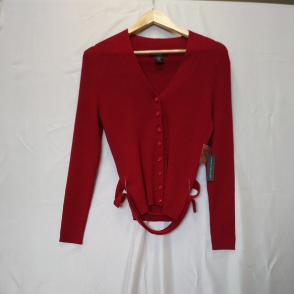 Sarah Spencer Sweaters - SARAH SPENCER 100% Itauan (Italian) Merino Sweater